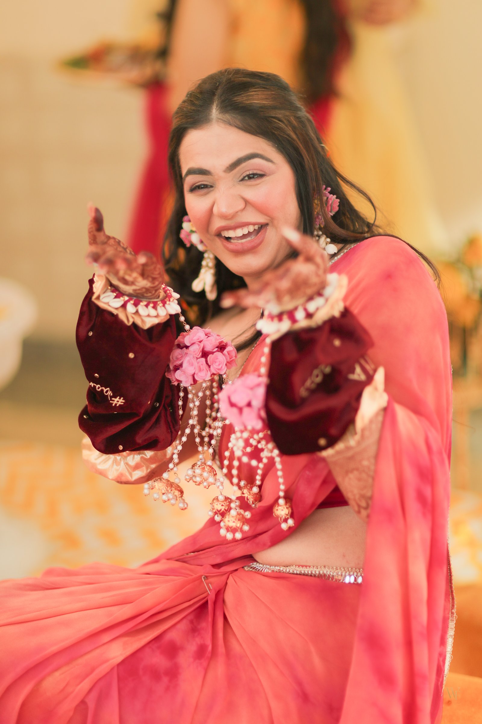 Candid wedding photography Delhi - wedding couple smiling, WedPic Studio